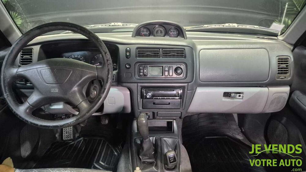 Pajero Sport (K9) 2.5 TD Break 115cv 2003 occasion 77540 Rozay-en-Brie