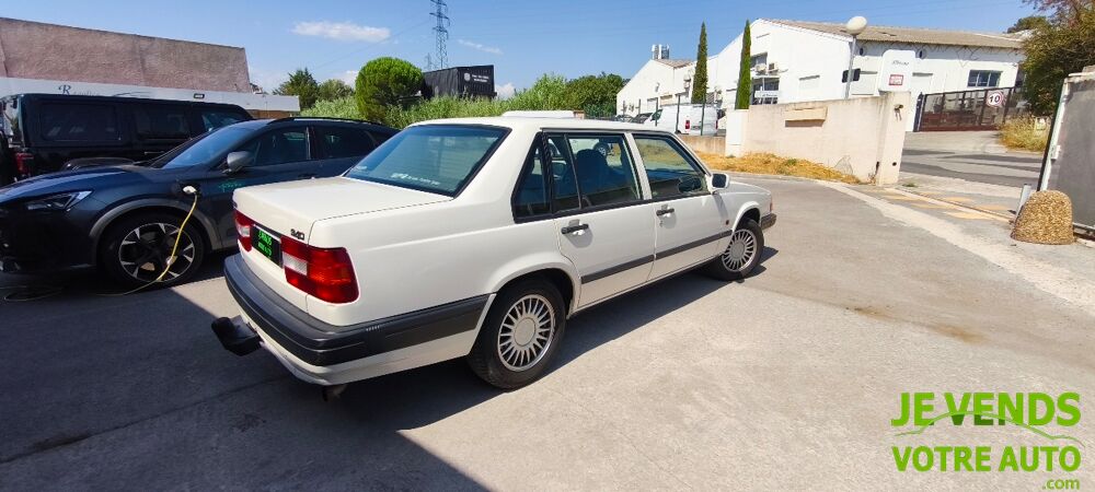 940 2.4 TD 122ch Gentleman BVA 1994 occasion 34070 Montpellier