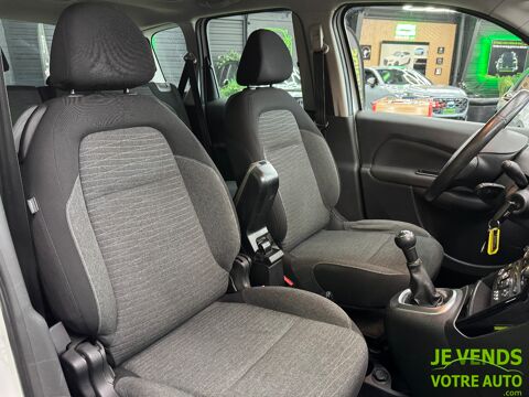 C3 Picasso PureTech 110 Exclusive - Moteur neuf - Suivi complet - Sort 2016 occasion 77240 Vert-Saint-Denis
