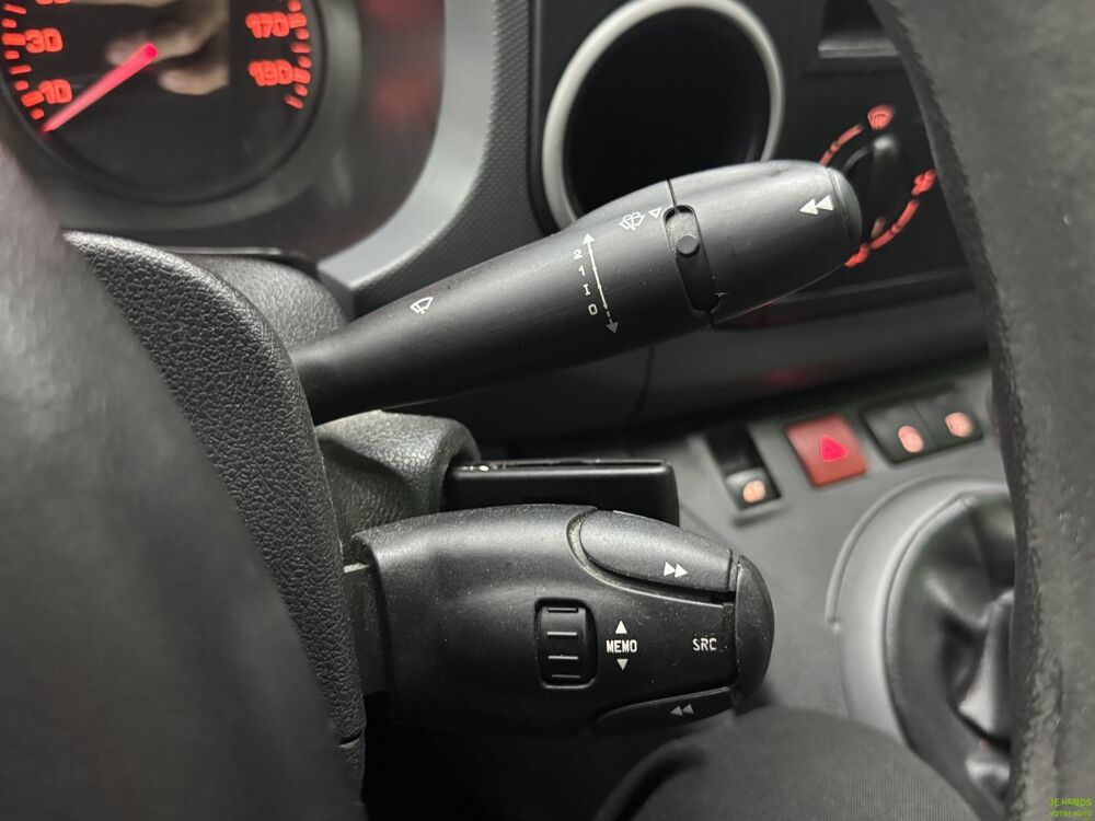 Partner 120 L1 1.6 HDi FAP 75 Pack CD Clim Nav - Distribution ok - 2 2015 occasion 77240 Vert-Saint-Denis