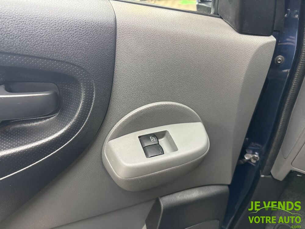 Evalia 1.5 dCi 110ch N-Connecta 7 places - Suivi NISSAN - Camera 2018 occasion 77240 Vert-Saint-Denis