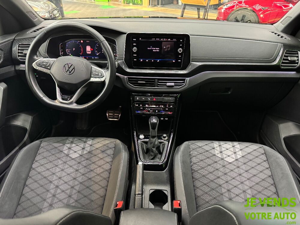 T-Cross (2) 1.5 TSI 150 START/STOP R-LINE DSG7 - Sort de r&eacute;vision - 2024 occasion 77240 Vert-Saint-Denis