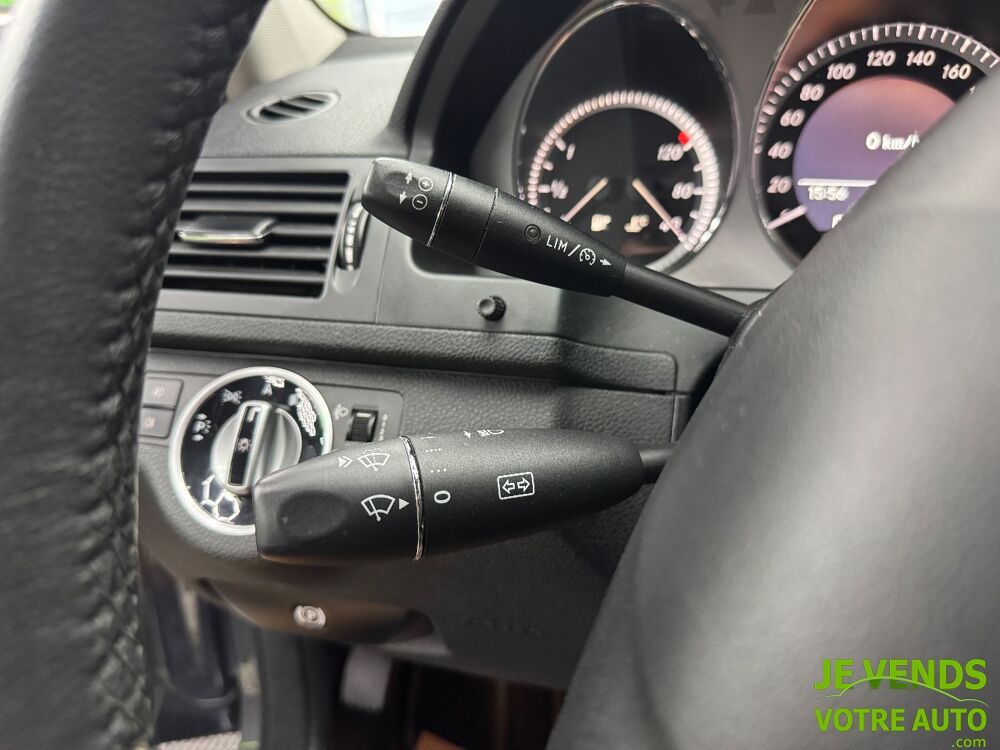 Classe C 220 CDI BlueEfficiency Avantgarde BA - Entretien MERCEDES - 2010 occasion 77240 Vert-Saint-Denis