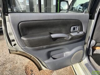 Land Cruiser 165 D-4D Pack Cuir 5p 2003 occasion 89380 Appoigny