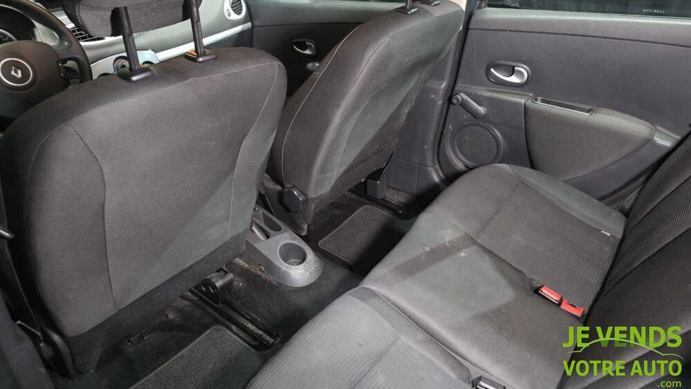 Clio 1.5 dCi 90ch Expression Clim eco&sup2; 5p 2012 occasion 77540 Rozay-en-Brie
