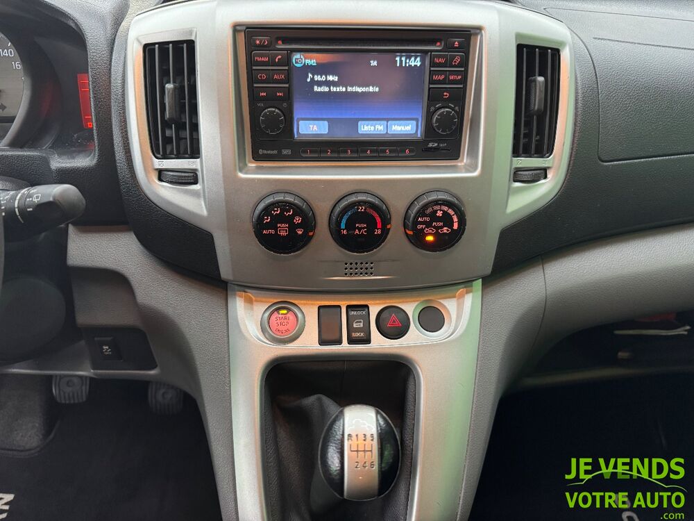 Evalia 1.5 dCi 110ch N-Connecta 7 places - Suivi NISSAN - Camera 2018 occasion 77240 Vert-Saint-Denis