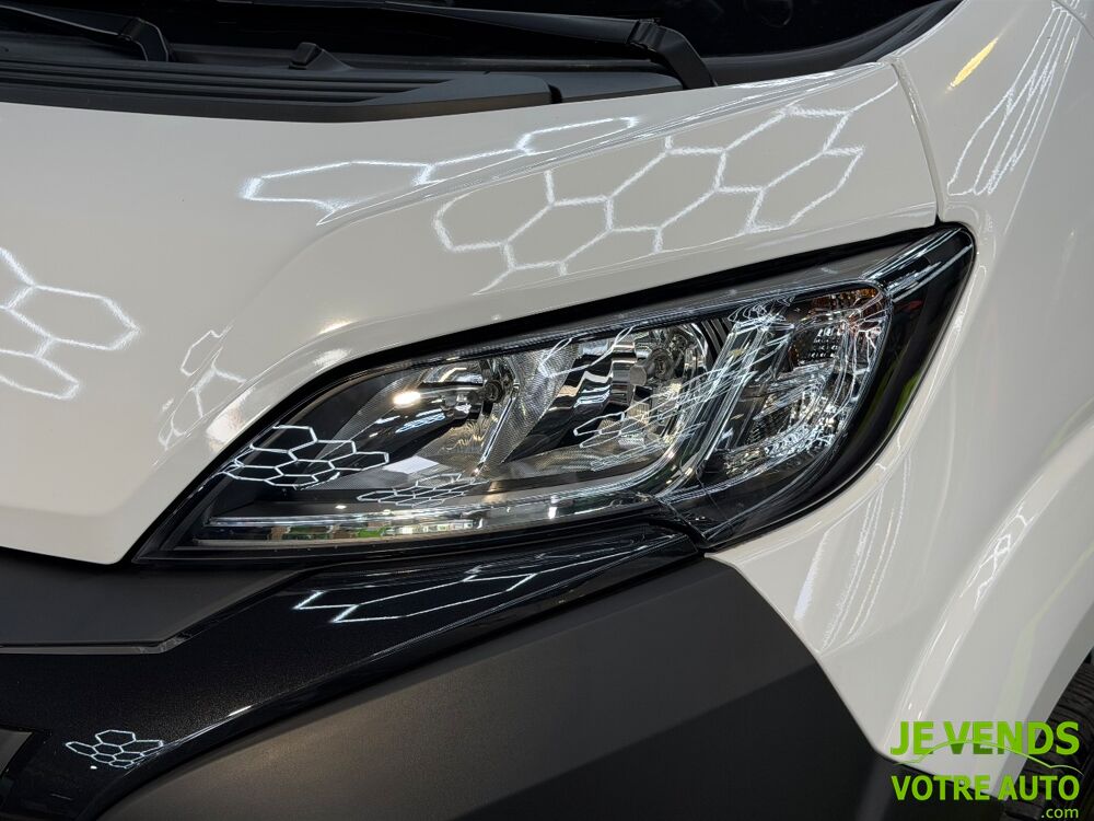 Boxer Fourgon L2H2 3.3 140ch S&S - TVA r&eacute;cup&eacute;rable - Plancher bois 2025 occasion 77240 Vert-Saint-Denis
