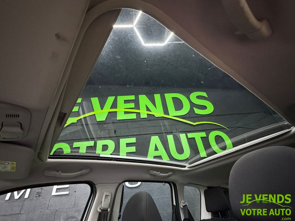 C3 Picasso PureTech 110 Exclusive - Moteur neuf - Suivi complet - Sort 2016 occasion 77240 Vert-Saint-Denis