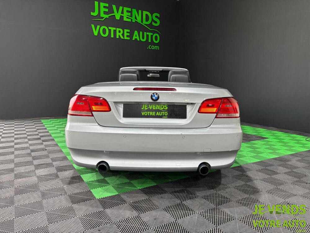 S&eacute;rie 3 e93 335i 3.0 306ch Luxe Phase 1 2007 occasion 26200 Mont&eacute;limar