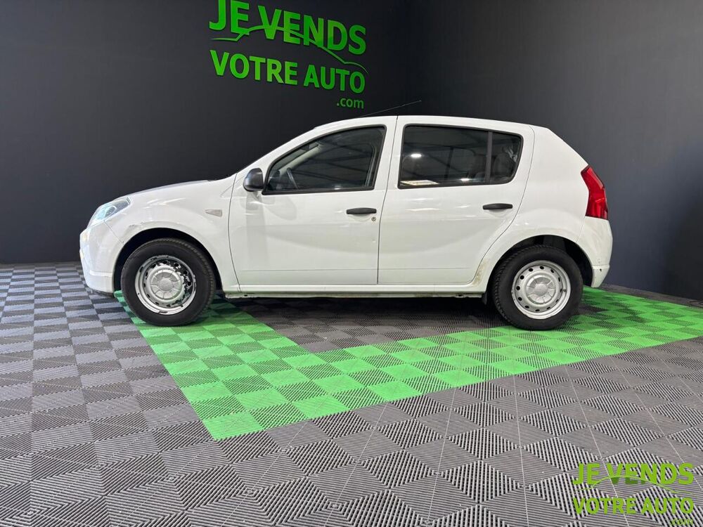 Sandero 1.4 MPI GPL 72 ch 2010 occasion 26200 Mont&eacute;limar