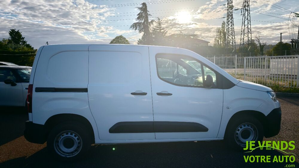 Berlingo 1.5L BlueHDi 100 Club 10 000 euros HT 2022 occasion 21200 Chorey-les-Beaune