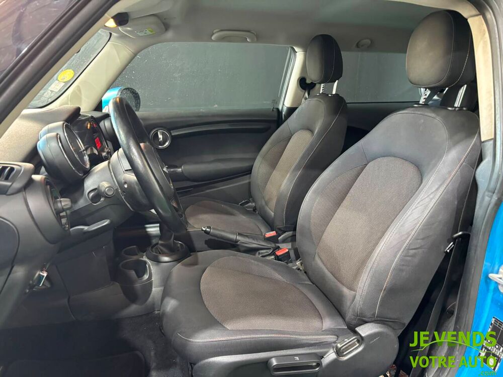Cooper One D 1.5d 3 Portes 95 cv (F56) 2017 occasion 26200 Mont&eacute;limar