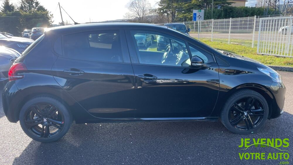 208 1.2 PureTech 110ch GT Line BLACKPACK 5p 2019 occasion 21200 Chorey-les-Beaune
