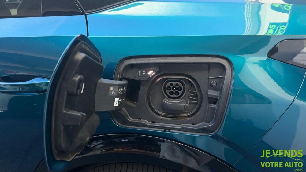 3008 E- DUAL MOTOR FIRST EDITION ELECTRIQUE 325 CH BATTERIE 7 2025 occasion 13360 Roquevaire