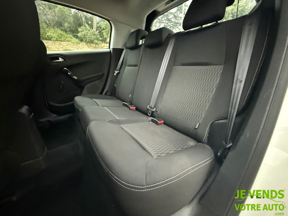 208 1.5 BlueHDi 100ch Allure Business 5p 2018 occasion 34800 Clermont-l'H&eacute;rault