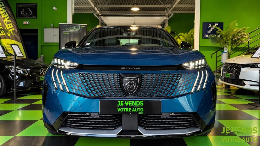 3008 E- DUAL MOTOR FIRST EDITION ELECTRIQUE 325 CH BATTERIE 7 2025 occasion 13360 Roquevaire