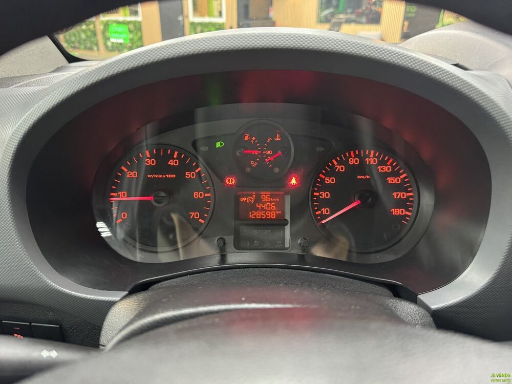 Partner 120 L1 1.6 HDi FAP 75 Pack CD Clim Nav - Distribution ok - 2 2015 occasion 77240 Vert-Saint-Denis