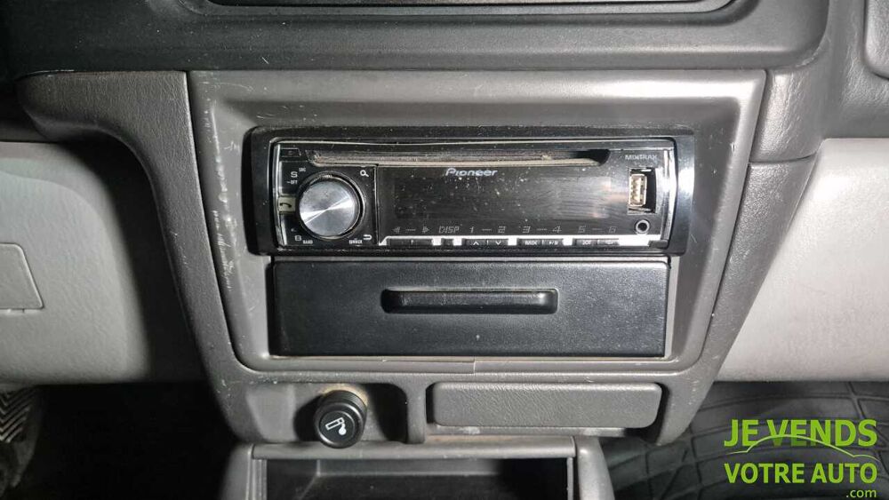 Pajero Sport (K9) 2.5 TD Break 115cv 2003 occasion 77540 Rozay-en-Brie