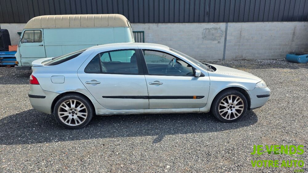 Laguna 1.9 dCi 120ch Expression 2003 occasion 77540 Rozay-en-Brie
