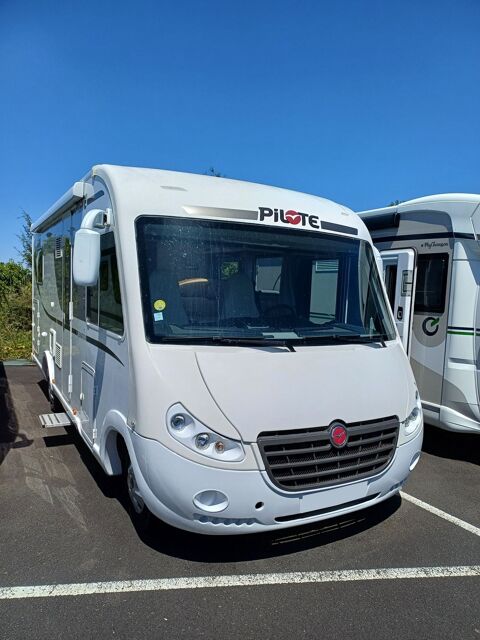 PILOTE Camping car 2015 occasion V&eacute;retz 37270