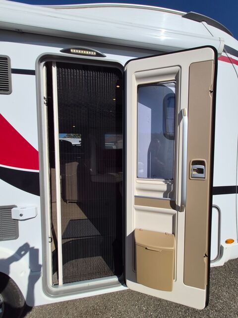  2015 occasion 04310 Peyruis