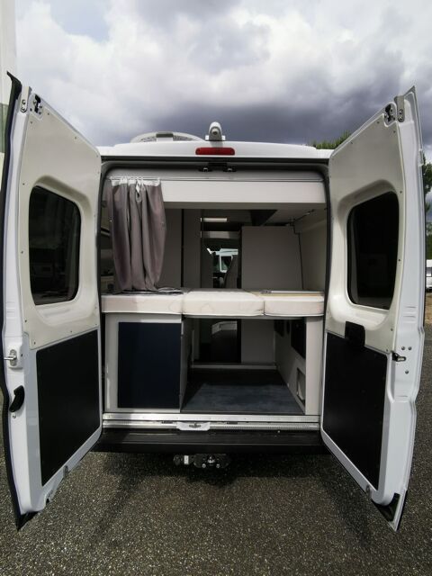 Van am&eacute;nag&eacute; Van am&eacute;nag&eacute; 2020 occasion M&eacute;rignac 33700