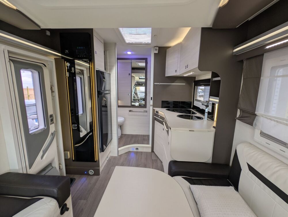  2018 occasion 28300 L&egrave;ves