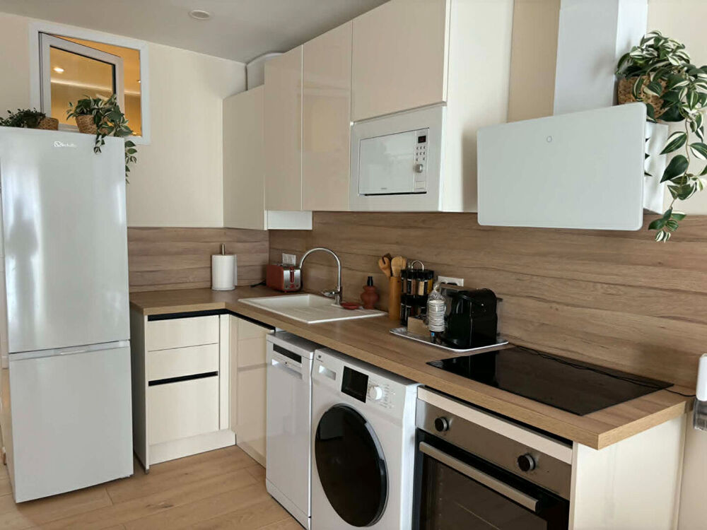 Location Appartement Appartement meublé avec Balcon - Sisteron 2 pièce(s) 42.01 m2 Sisteron