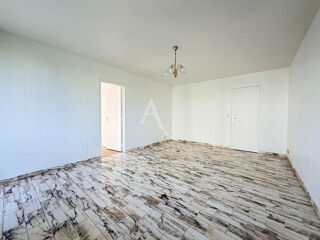  Appartement à louer 3 pièces 74 m²