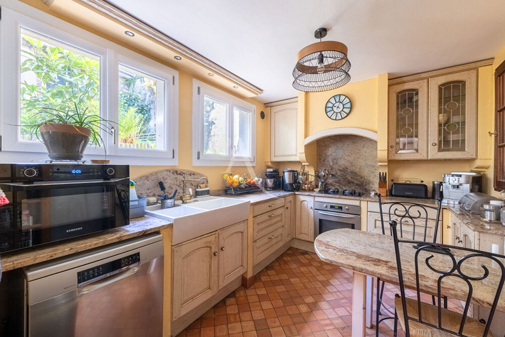 Vente Maison Hardricourt - 8 pièce(s) - 186 m² - 5 chambres Hardricourt