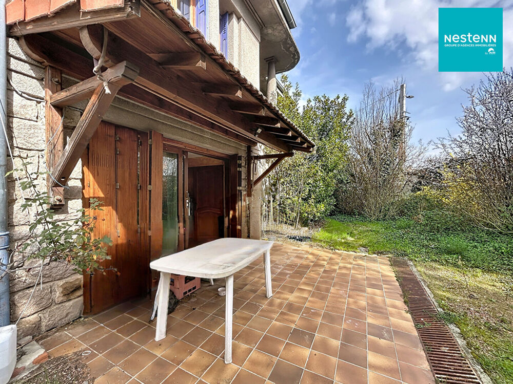 Vente Maison Grande maison familiale à Sury Le Comtal  avec 4 chambres sur une parcelle de 1982 m² Sury le comtal