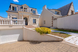  Maison � vendre 7 pi�ces 165 m�