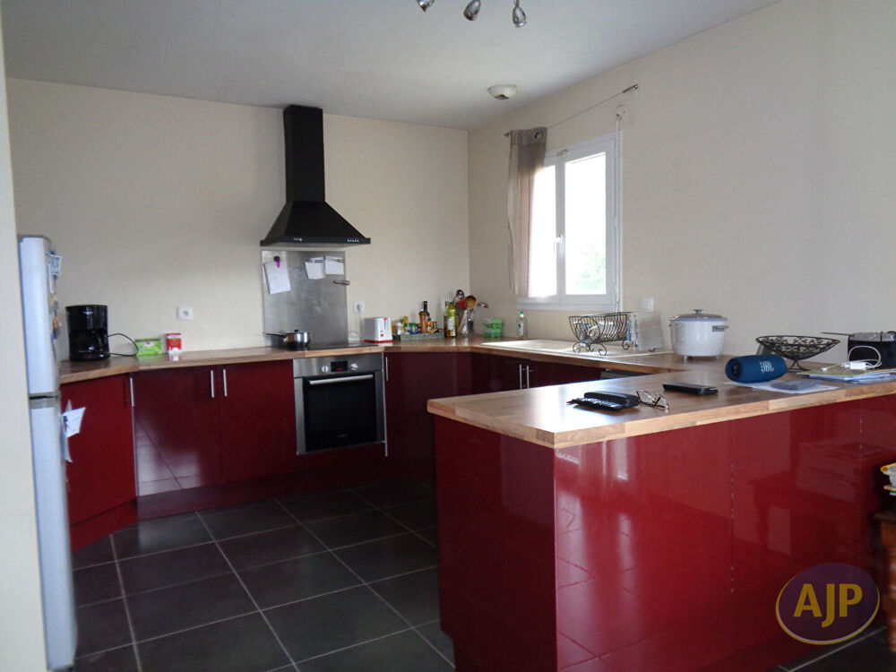 Vente Maison Maison Serent 4 pièce(s) 73.21 m2 Serent