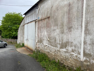  Parking / Garage à vendre 186 m²