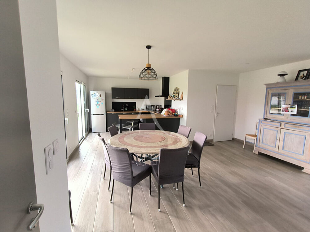 Maison VILLEHERVIERS 5 pièces 111 m²