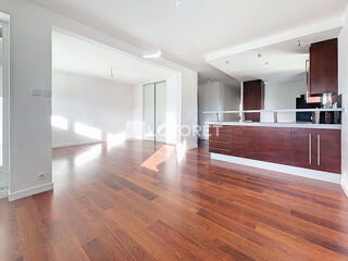  Appartement à louer 4 pièces 85 m²