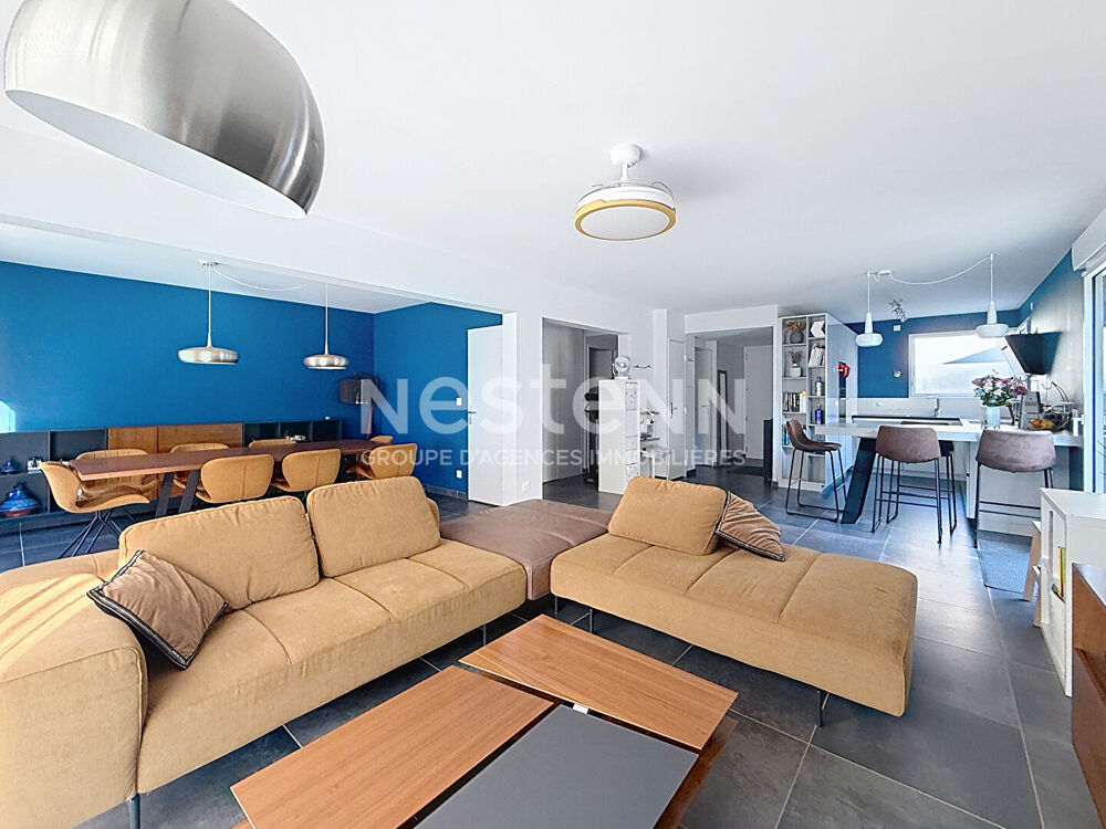 Maison de ville type 5 pièces avec 3 chambres et bureau de 2021 avec garage double - 69500 BRON