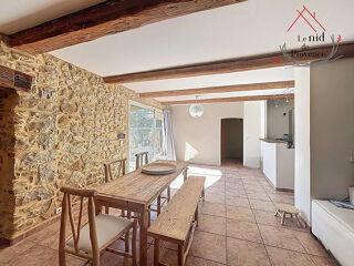  Maison  vendre 8 pices 230 m