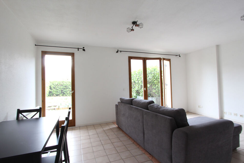 Location Appartement Appartement Albertville 2 pièce(s) cave parking jardinet Albertville