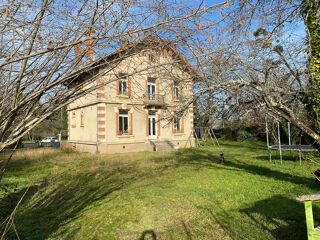 Maison 8 pièces 165 m² · à Bergerac · 165 m² · 220 000 €