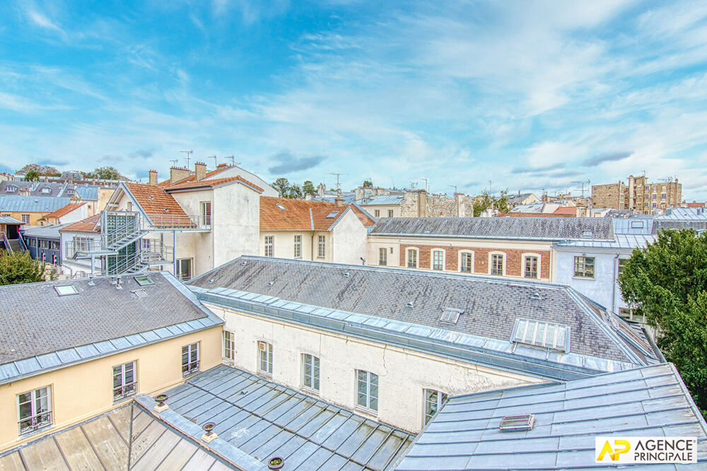 Vente Appartement Versailles Notre-Dame Appartement  2 pièce(s) 60 m2 au sol  (30,52 m² carrez ) situé  au 3ème et dernier étage Versailles