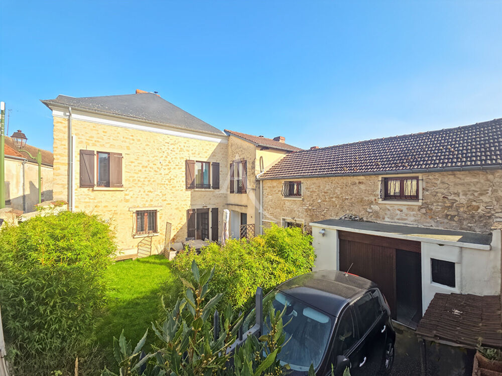 Maison 6 pièces 142 m² · à Oinville sur Montcient · 142 m² · 305 000 €
