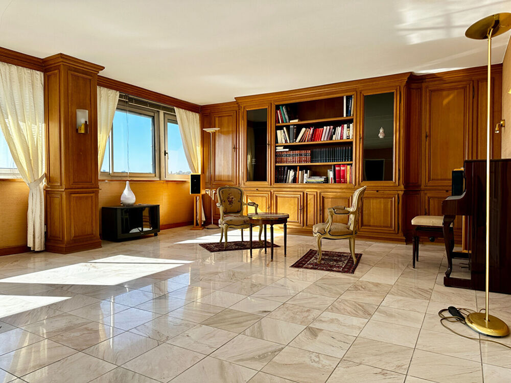 Appartement 5 pièces 134 m² · à Nancy · 134 m² · 170 000 €