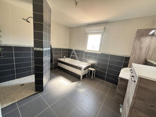  Maison à vendre 6 pièces 130 m²