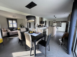  Maison � vendre 6 pi�ces 1 m�