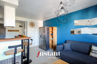  Appartement à louer 5 pièces 79 m²