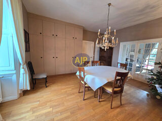  Maison � vendre 11 pi�ces 300 m�