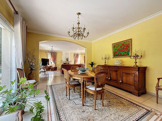  Maison à vendre 8 pièces 273 m²