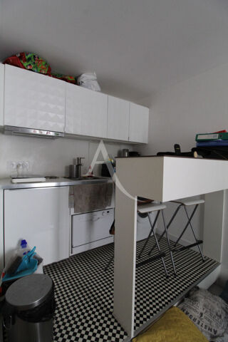  Appartement à louer 1 pièce 12 m²