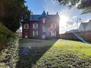  Maison � vendre 8 pi�ces 300 m�